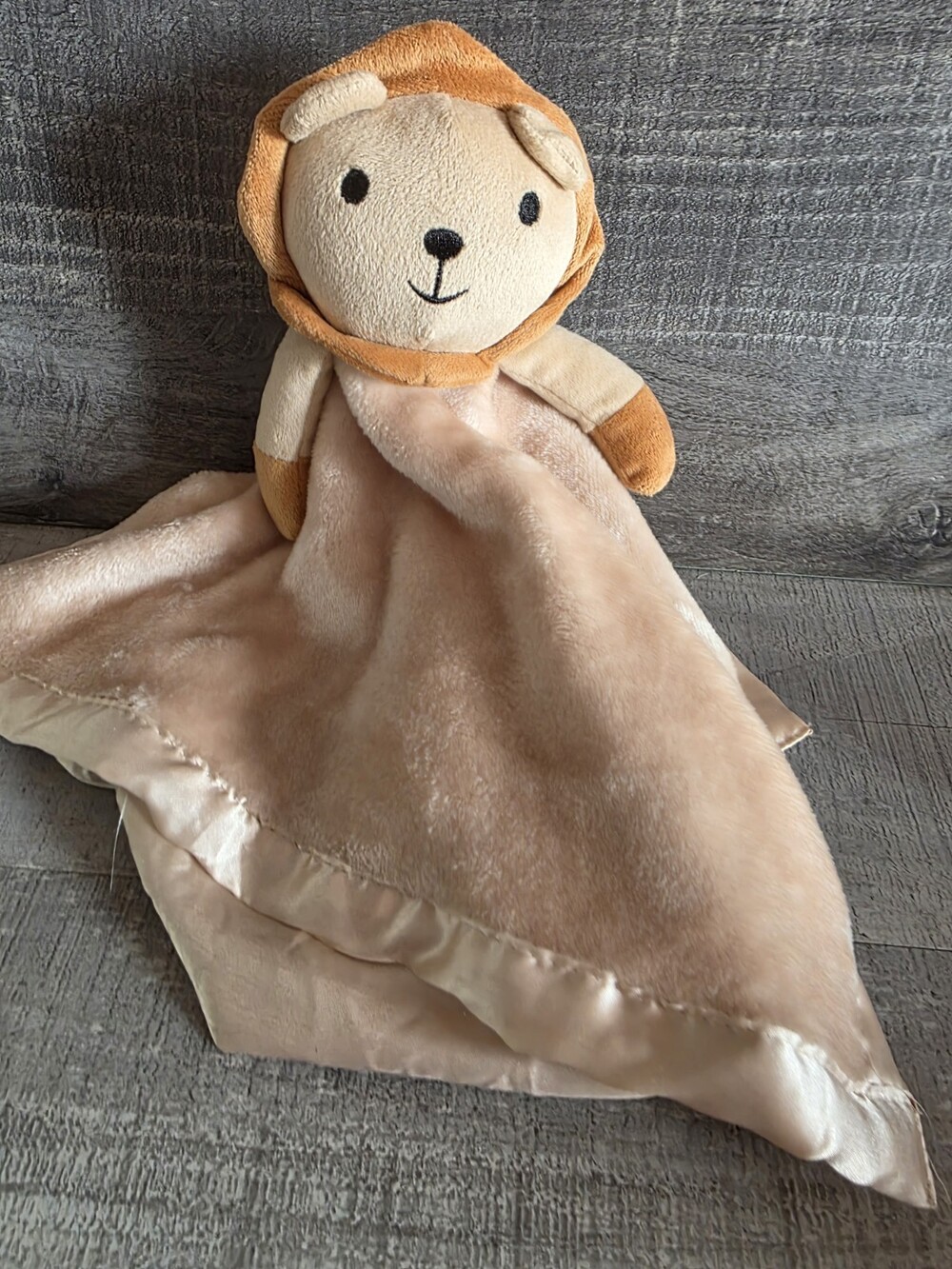 Lion Tan Beige Plush Satin Baby Lovey Security Blanket Cuddle Pro Goleem b252